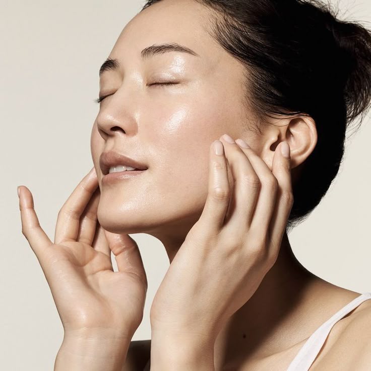 KOSÉ sekkisei set de cuidado facial · rutina de 4 pasos con botánicos orientales · kit completo
