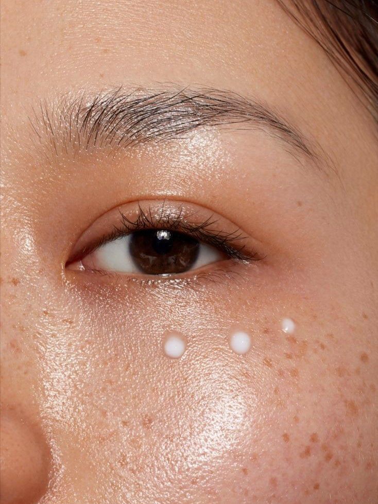 Sana nameraka honpo eye cream · crema contorno de ojos 4 en 1 con isoflavona de soja japonesa